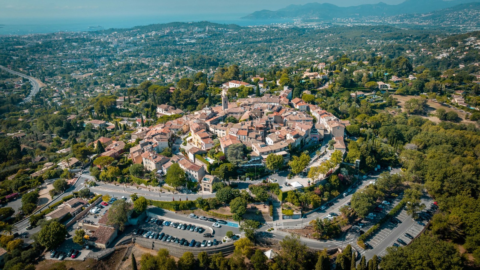 Mougins